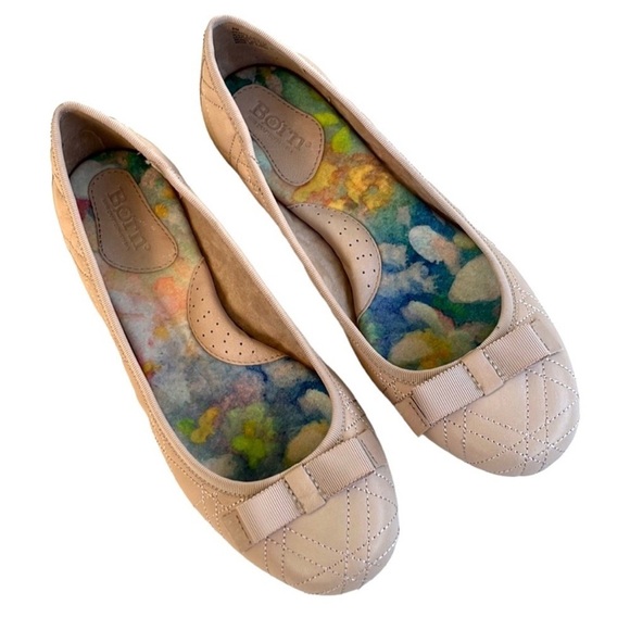 Born Shoes - EUC Born Leather Quilted Flats Size 8